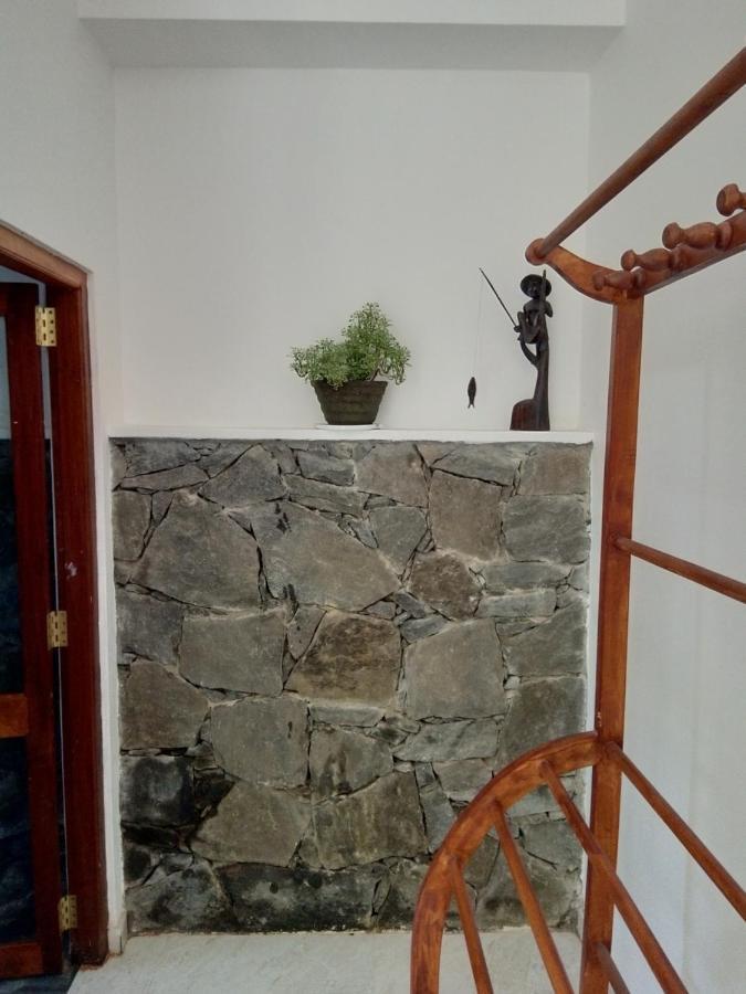 Mandara Rest Bed & Breakfast ฮิกคาดูวา ภายนอก รูปภาพ